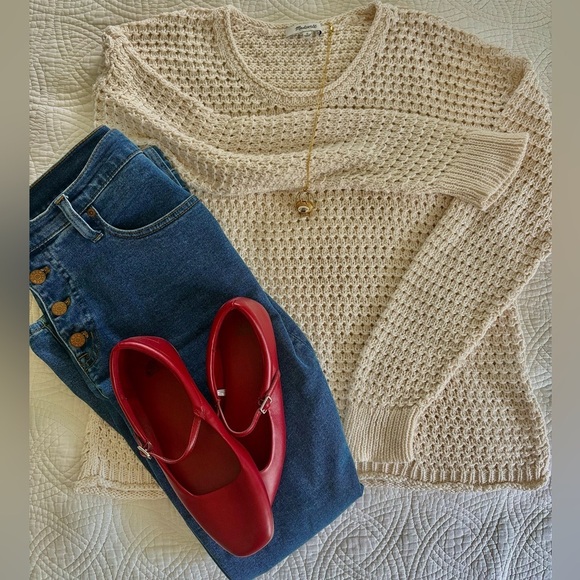 Madewell Cream Textured Sweater Size Medium crochet - Picture 2 of 15